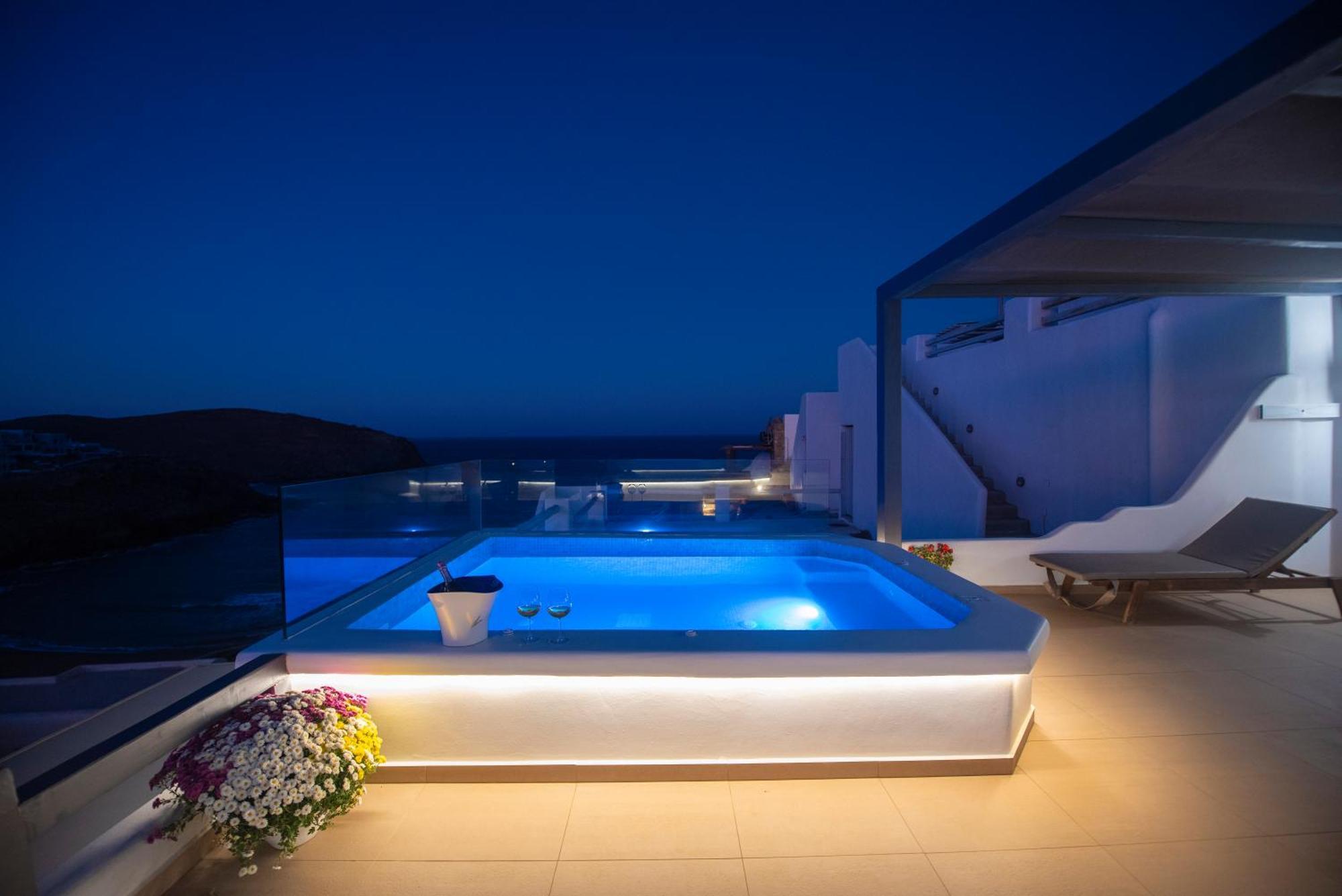 Myrsini'S Luxury Suites Merchia Mykonos Town Bagian luar foto