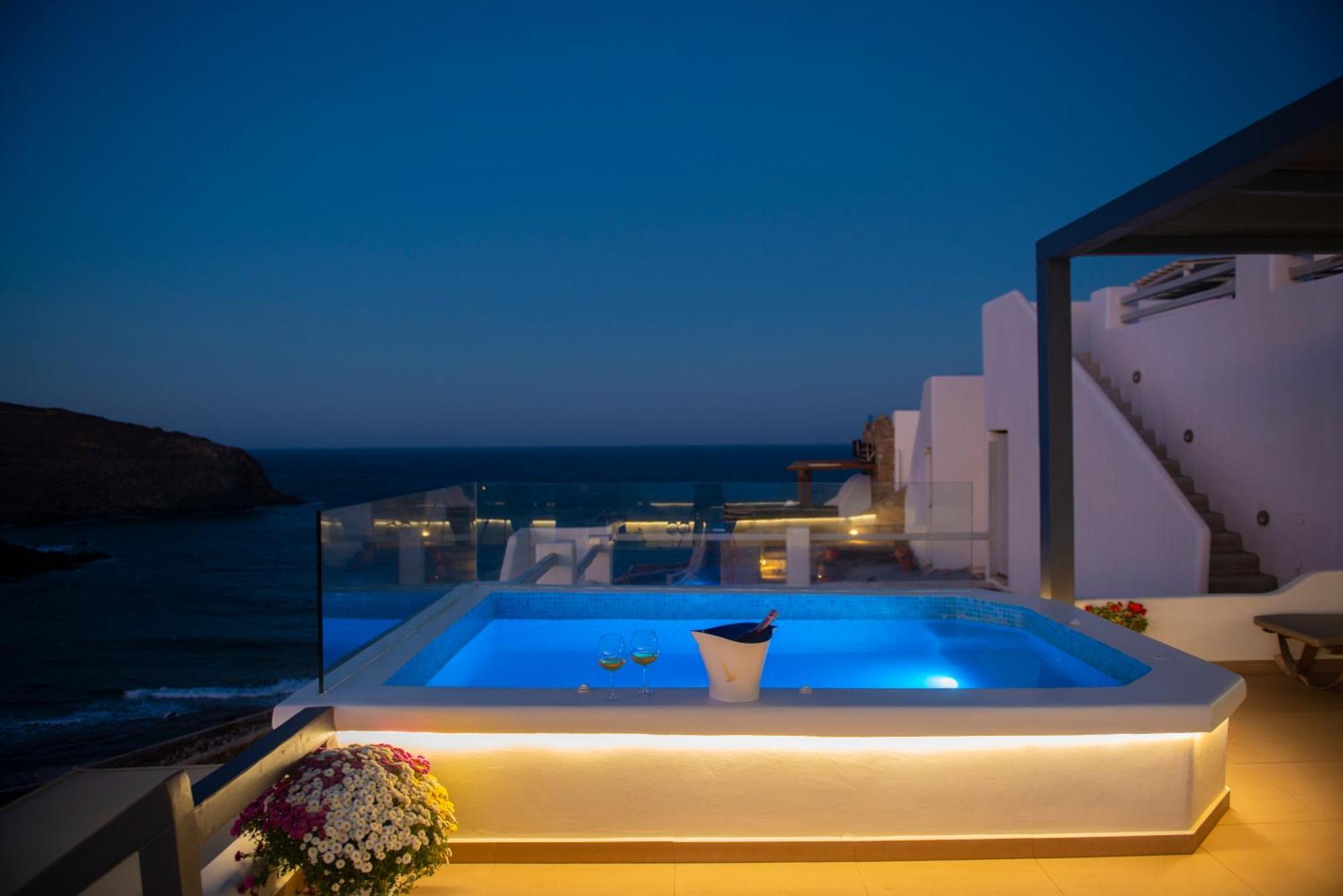 Myrsini'S Luxury Suites Merchia Mykonos Town Bagian luar foto