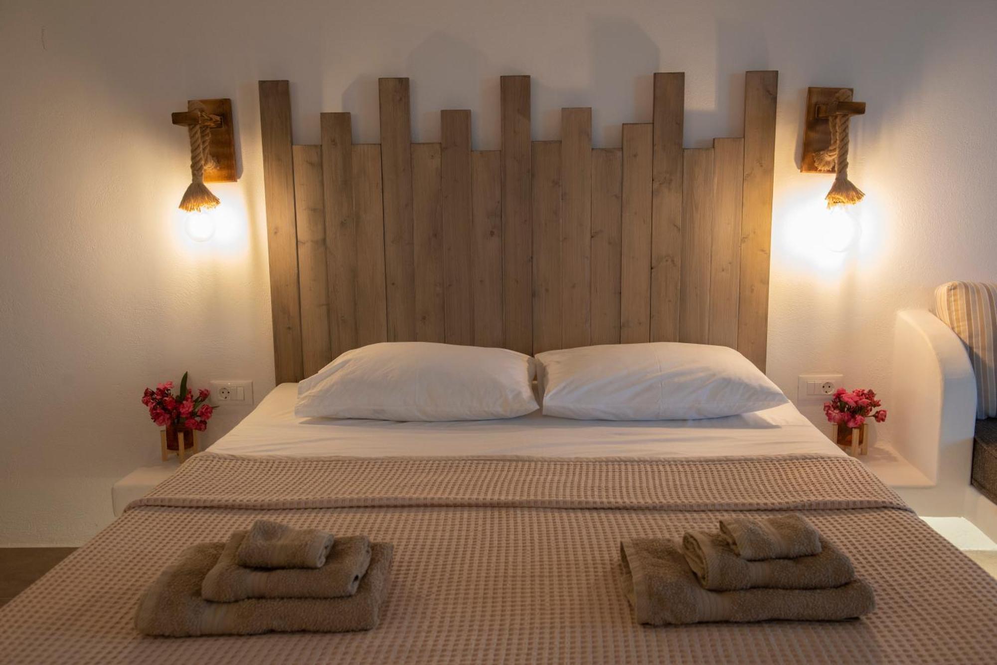 Myrsini'S Luxury Suites Merchia Mykonos Town Bagian luar foto