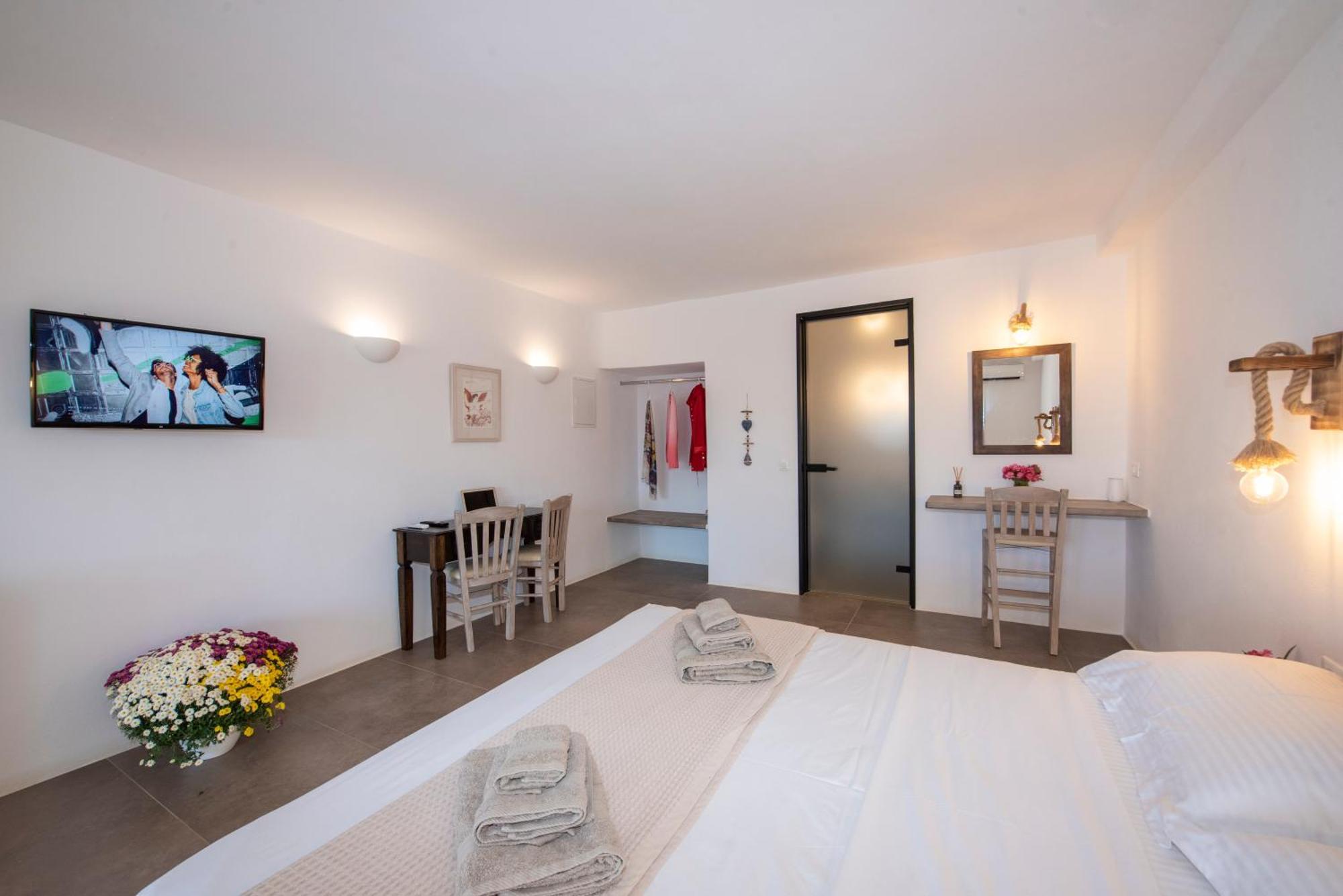 Myrsini'S Luxury Suites Merchia Mykonos Town Bagian luar foto