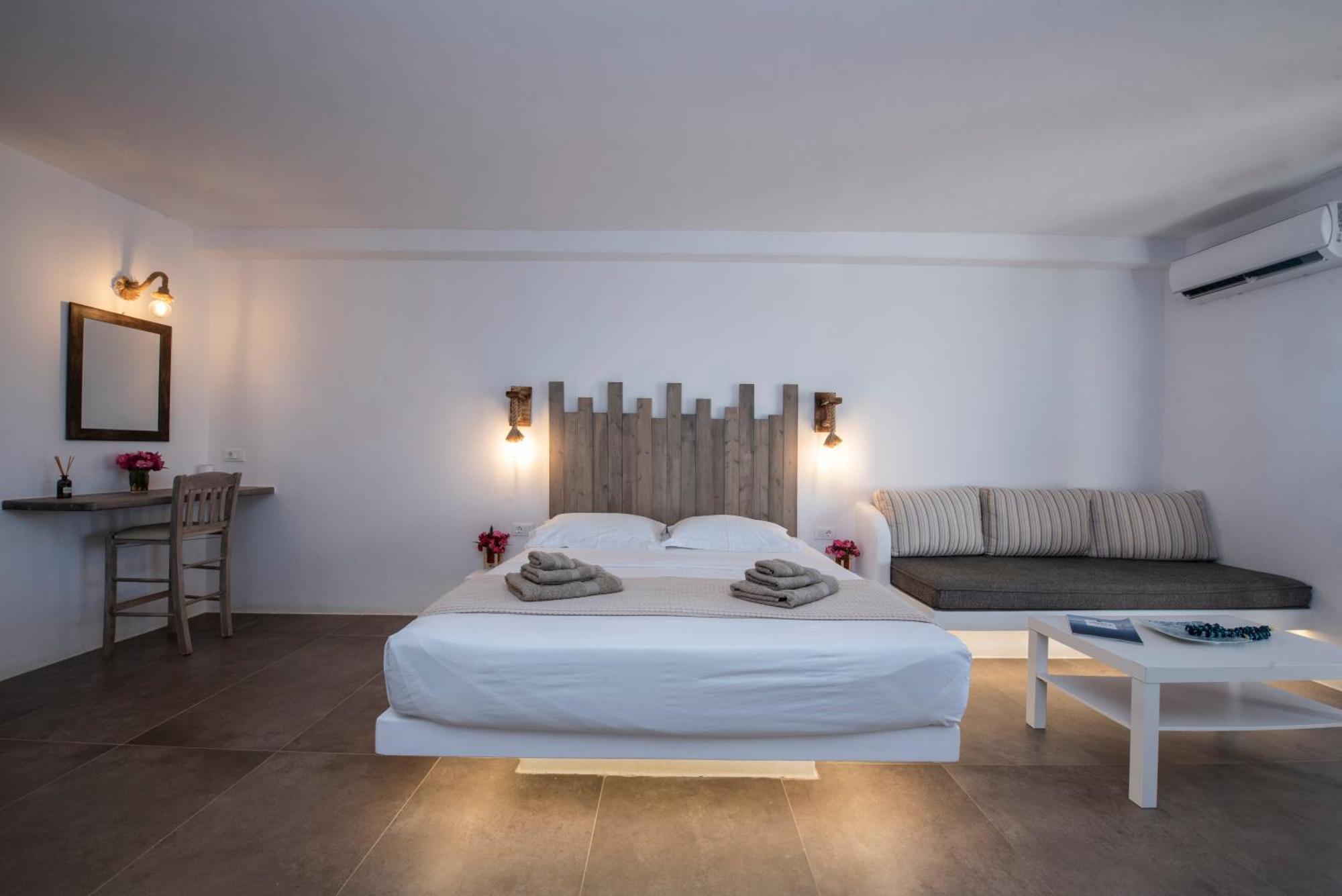 Myrsini'S Luxury Suites Merchia Mykonos Town Bagian luar foto
